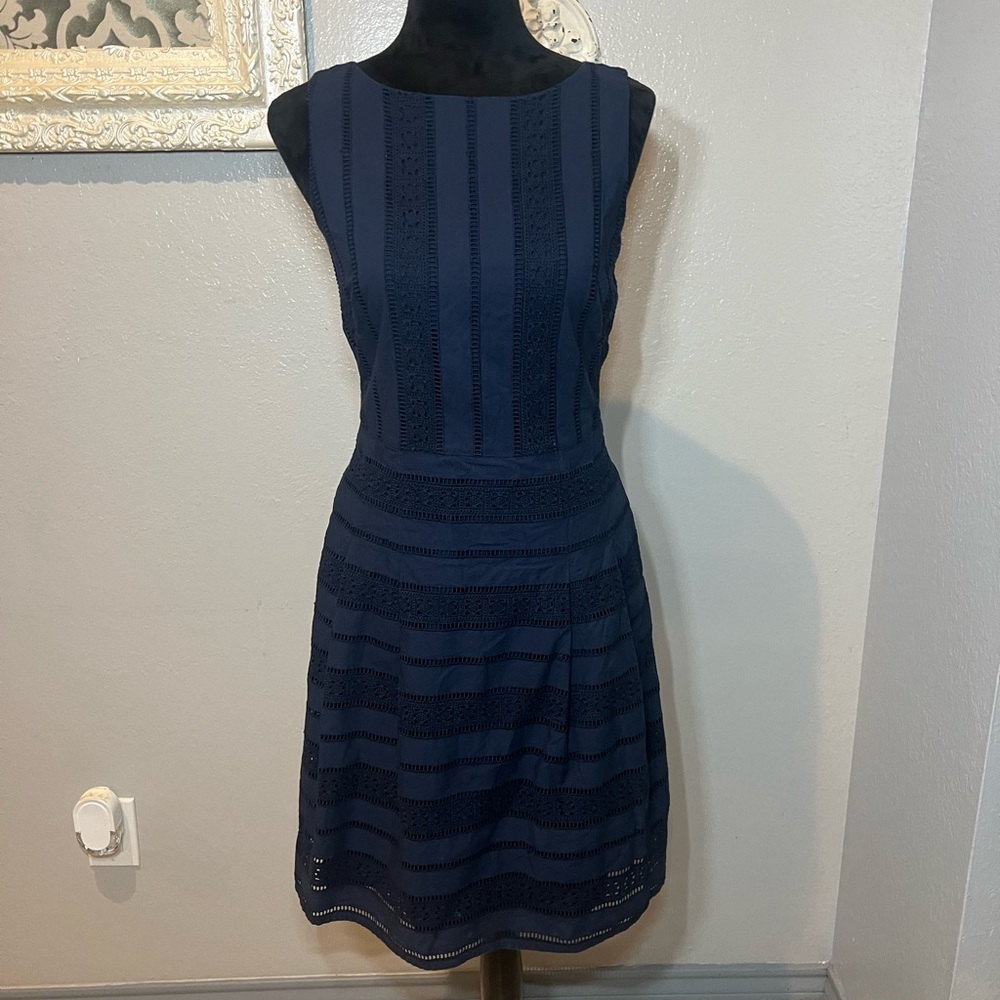 Brooks Brothers Navy Sleeveless Lace Dress